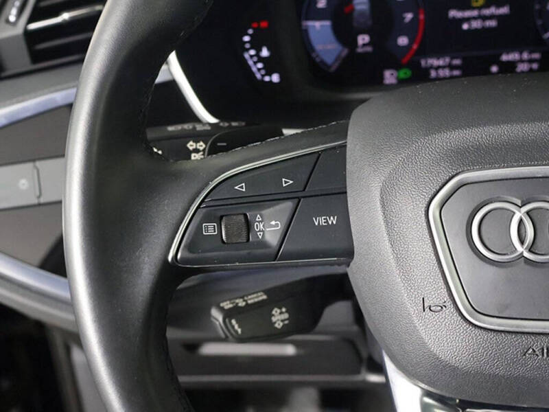 2022 Audi Q3 quattro S line Premium 45 TFSI