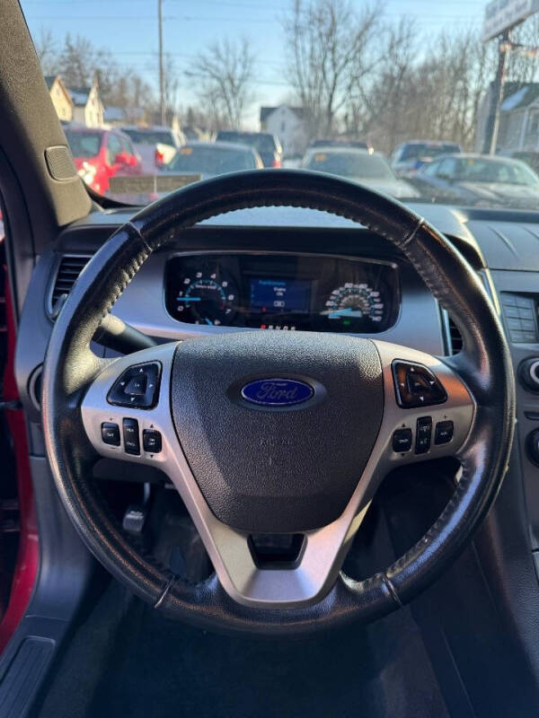 2013 Ford Taurus SEL