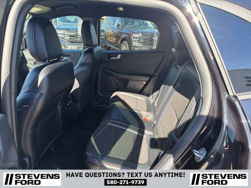 2025 Ford Escape ST-Line