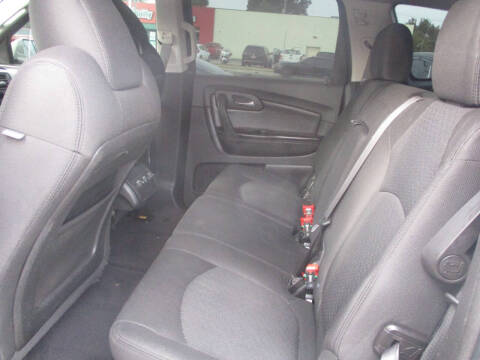 2011 Chevrolet Traverse LT