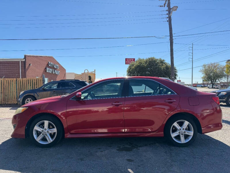 2014 Toyota Camry SE