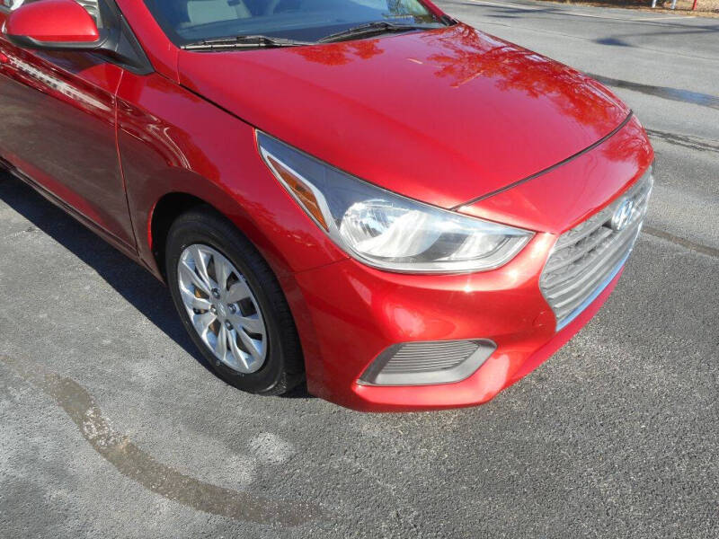 2019 Hyundai Accent SE