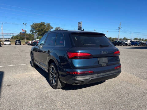 2025 Audi Q7 quattro Premium 45 TFSI