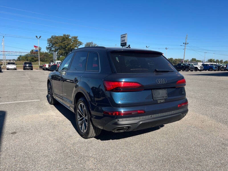 2025 Audi Q7 quattro Premium 45 TFSI