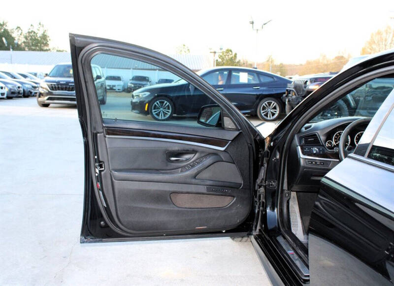 2014 BMW 5 Series 550i