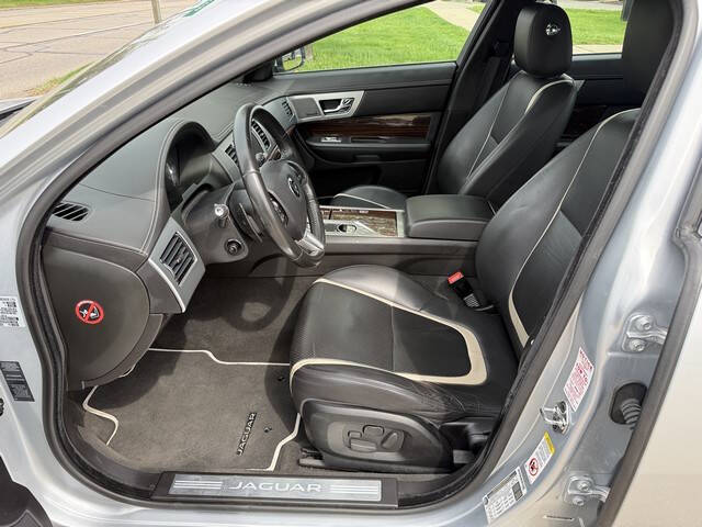 2014 Jaguar XF 3.0