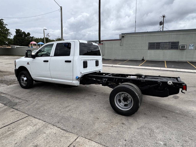 2023 RAM 3500
