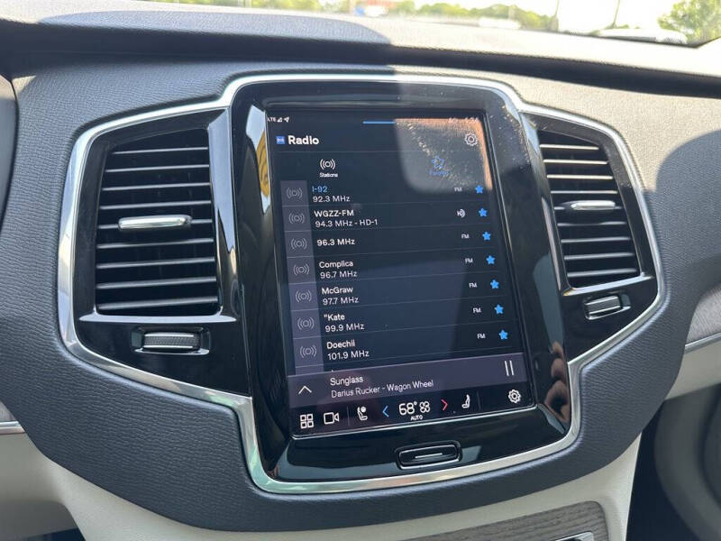 2023 Volvo XC90 B6 Plus Bright Theme 6P