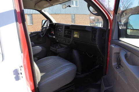 2015 GMC Savana LS 2500