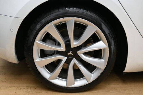 2020 Tesla Model 3 Standard Range Plus