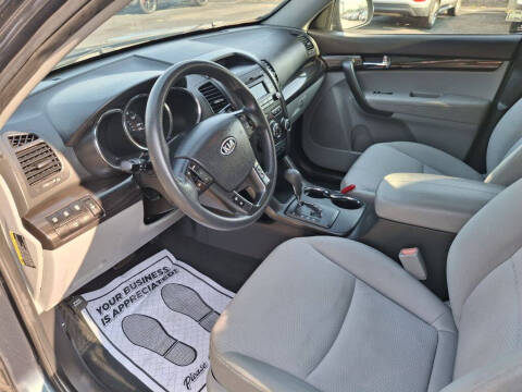 2011 Kia Sorento LX