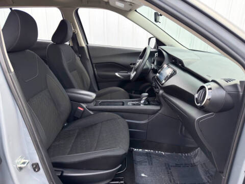 2022 Nissan Kicks SV