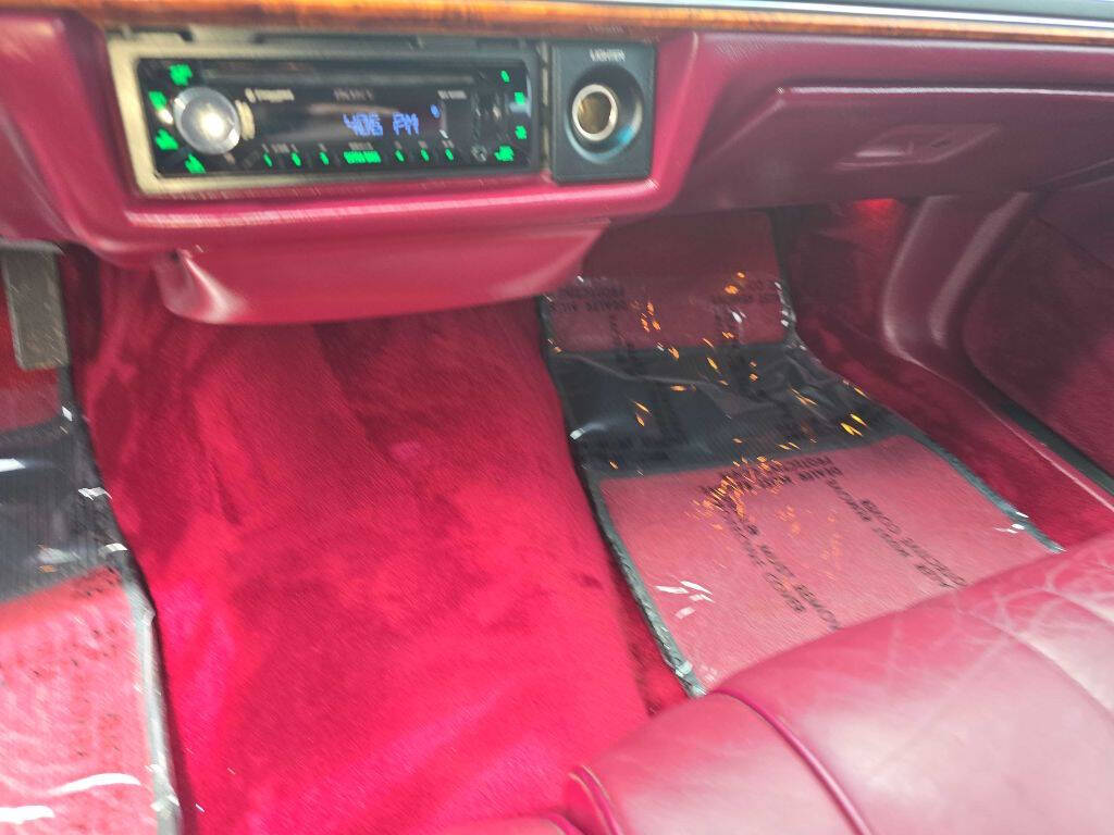 1993 Lincoln Town Car 41