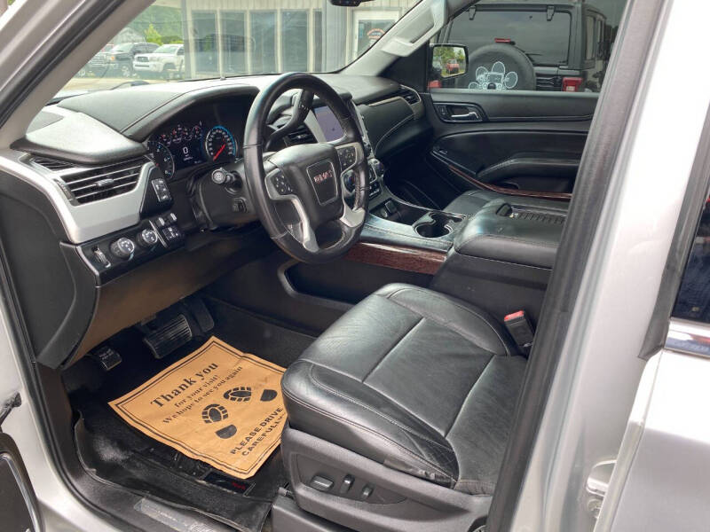 2017 GMC Yukon SLT