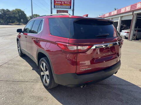 2021 Chevrolet Traverse LT Leather