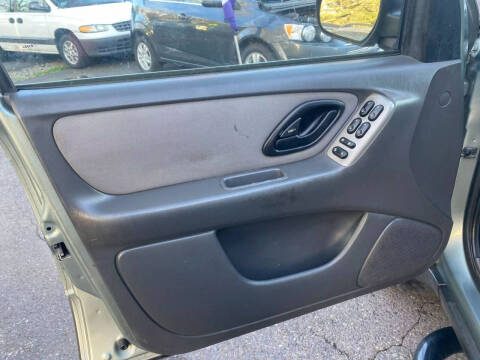 2005 Ford Escape XLT