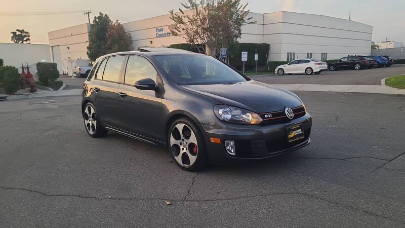 2011 Volkswagen GTI Base PZEV
