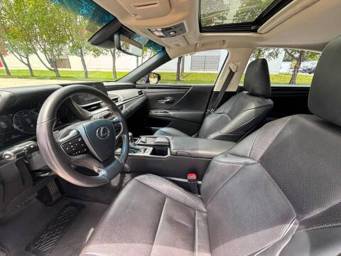 2019 Lexus ES 350