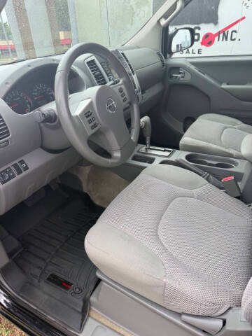 2017 Nissan Frontier SV
