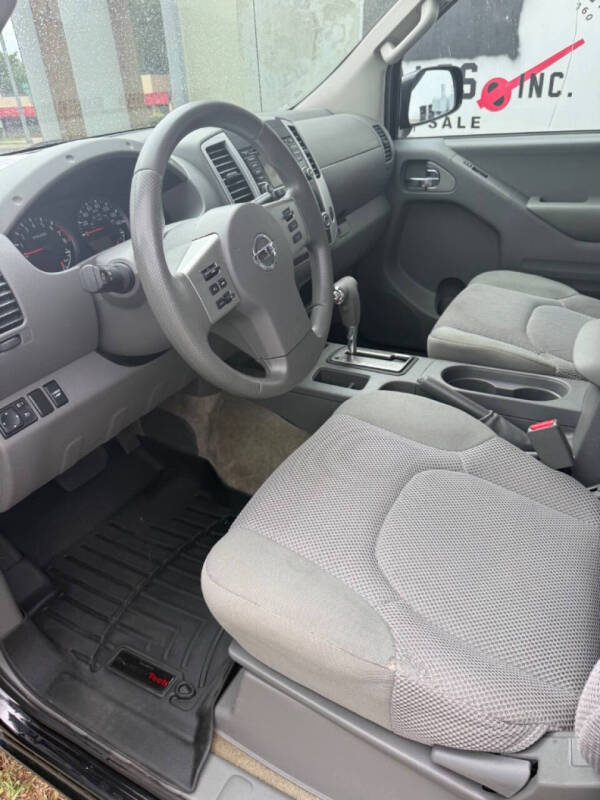 2017 Nissan Frontier SV