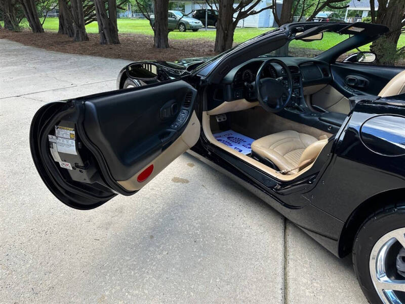 2004 Chevrolet Corvette