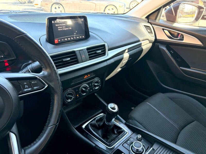 2017 Mazda MAZDA3 Sport