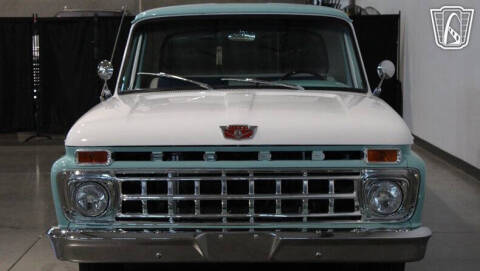 1965 Ford F-100