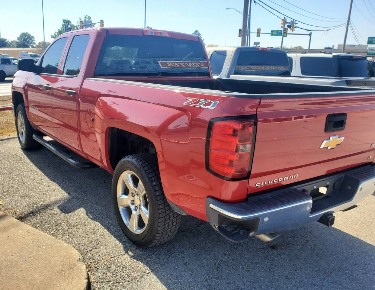 2014 Chevrolet Silverado 1500 for sale at DURANGO AUTO CENTER LLC in Tulsa, OK