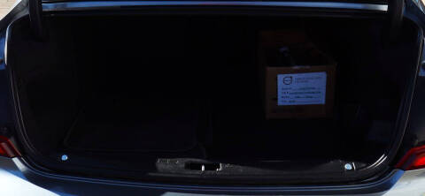 2018 Volvo S90 T8 Momentum