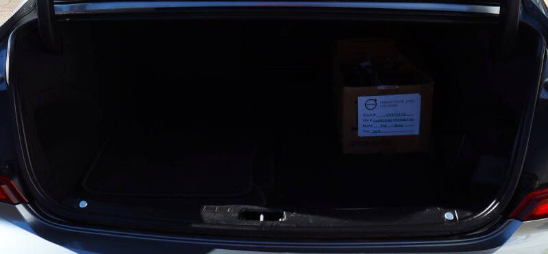 2018 Volvo S90 T8 Momentum