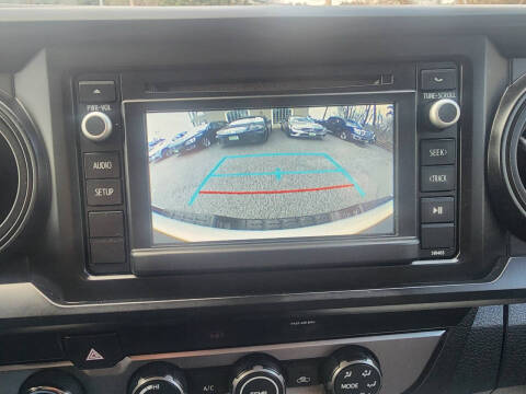 2019 Toyota Tacoma SR