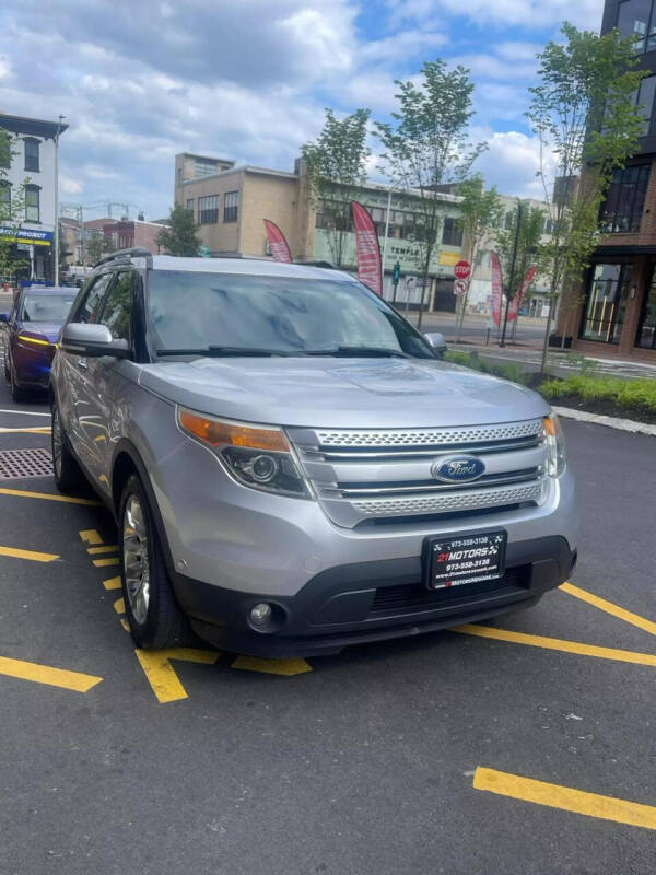 2011 Ford Explorer Limited photo 3