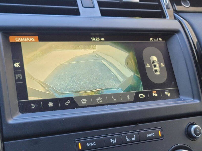 2020 Land Rover Discovery SE