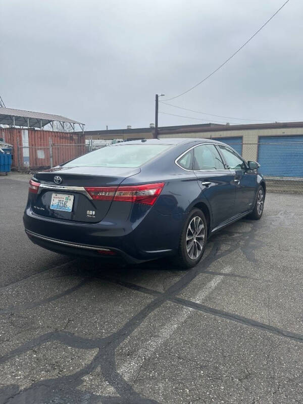 2018 Toyota Avalon Hybrid XLE Premium