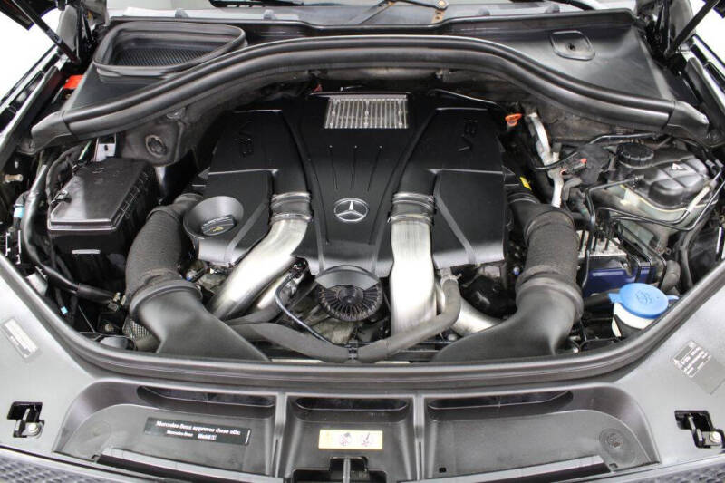 2015 Mercedes-Benz GL-Class GL 550 4MATIC