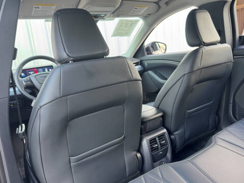 2023 Ford Mustang Mach-E Select