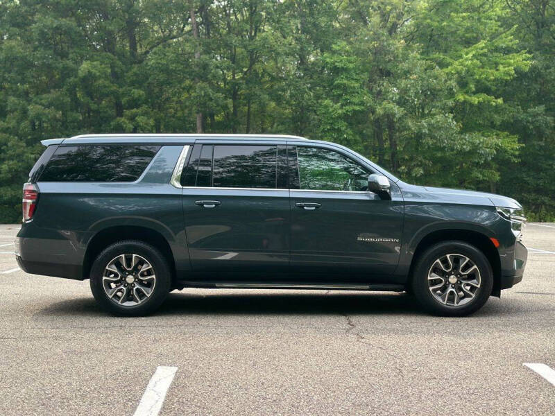 2021 Chevrolet Suburban LT