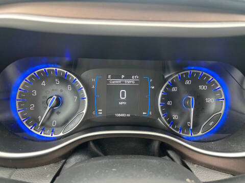 2017 Chrysler Pacifica Touring-L