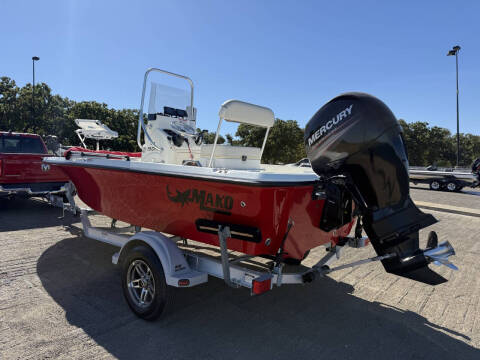 2015 Mako 19 CPX