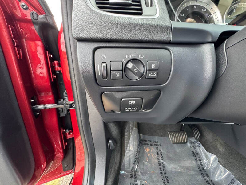 2013 Volvo S60 T5