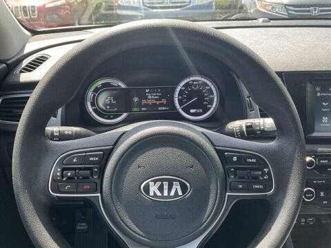 2017 Kia Niro LX