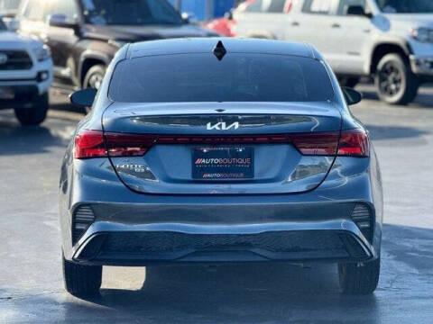2022 Kia Forte FE