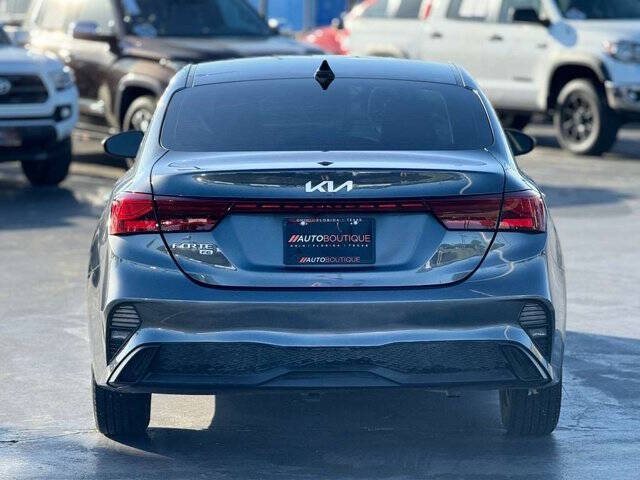 2022 Kia Forte FE