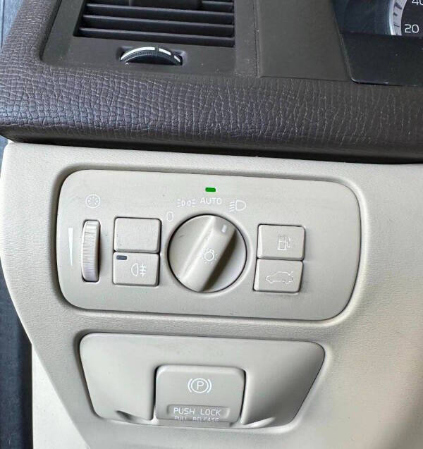 2013 Volvo XC60 T6 Platinum