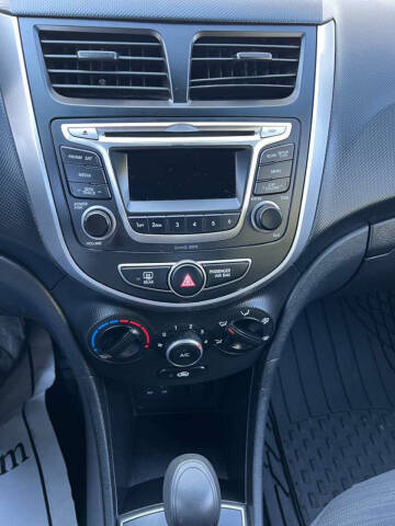 2015 Hyundai Accent GS