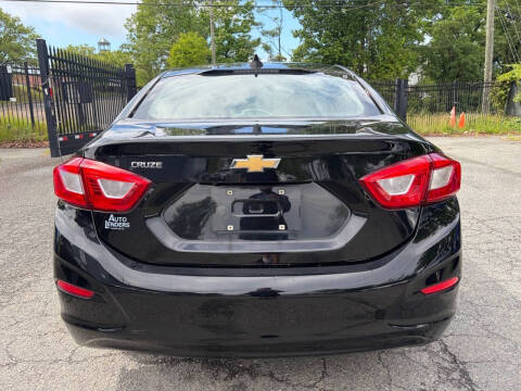 2018 Chevrolet Cruze LS Auto