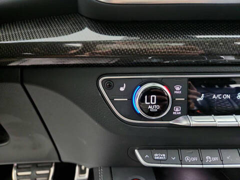 2020 Audi SQ5 3.0T quattro Premium Plus