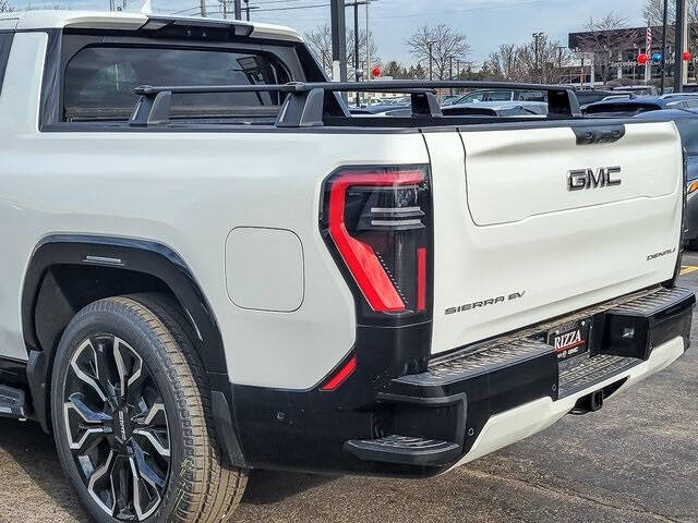 2025 GMC Sierra EV Denali