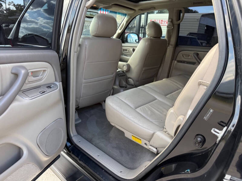 2005 Toyota Sequoia Limited