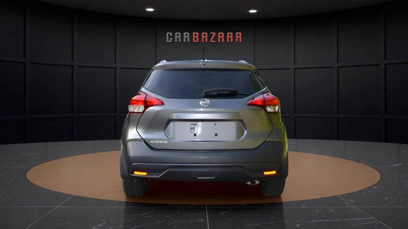 2018 Nissan Kicks S